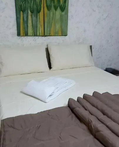Milionaria Дом отдыха Неаполь