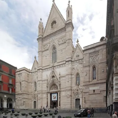 Milionaria * نابولي